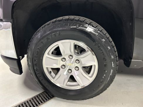 Used 2018 Chevrolet Silverado 1500 LT image 9