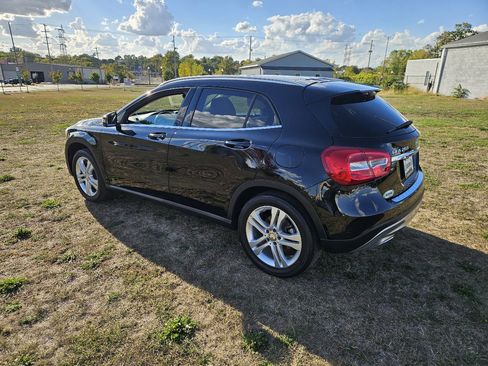 Used 2015 Mercedes-Benz GLA 250 4MATIC image 3
