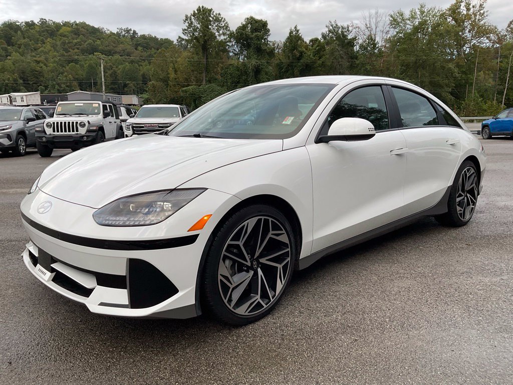 Used 2024 Hyundai Ioniq 6 SEL AWD/4WD image 3