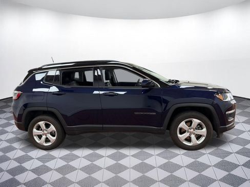 Used 2019 Jeep Compass Latitude w/ Popular Equipment Group image 7