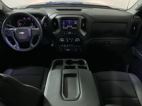 Used 2023 Chevrolet Silverado 1500 Custom AWD/4WD image 25