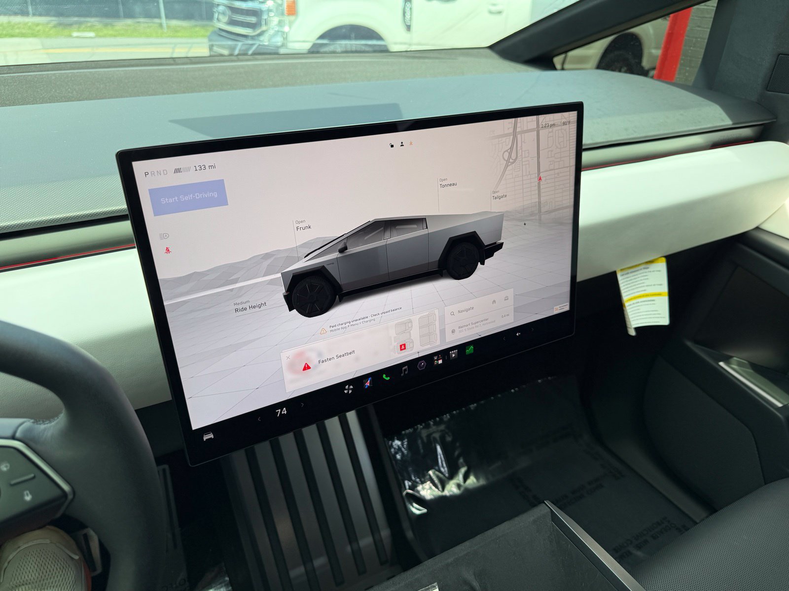 Used 2024 Tesla Cybertruck AWD Crew Cab image 32