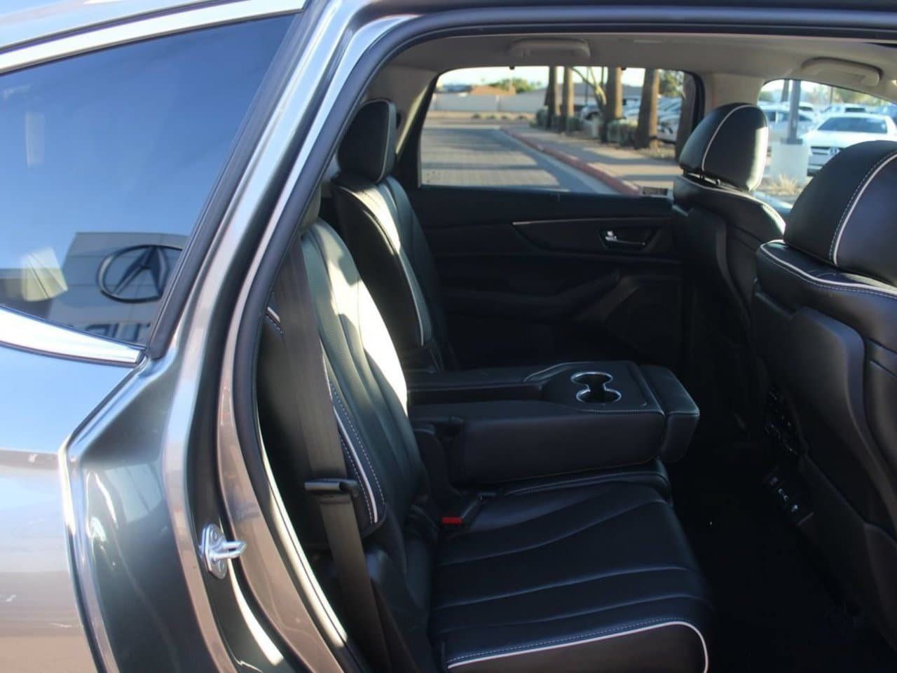 Used 2023 Acura MDX w/ Advance Package AWD/4WD image 36