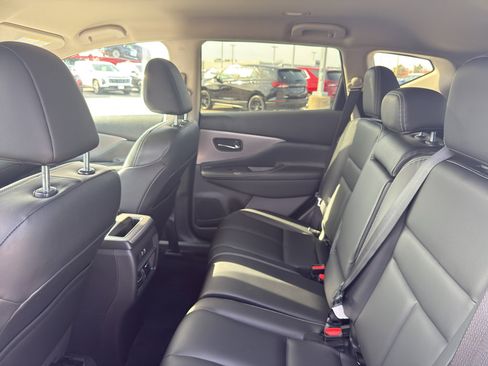 Certified 2024 Nissan Murano SV w/ SV Midnight Edition Package image 32
