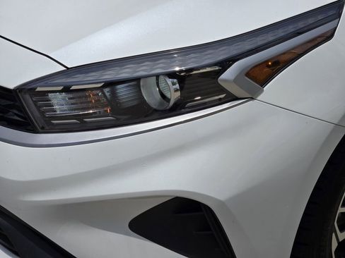 Certified 2023 Kia Forte LXS FWD image 15