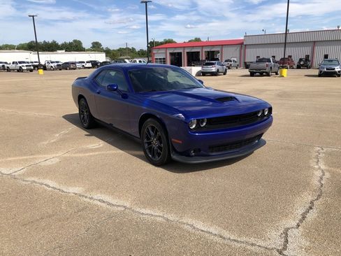 Used 2021 Dodge Challenger GT w/ Plus Package image 7