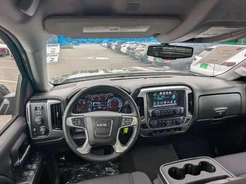 Used 2019 GMC Sierra 1500 SLE w/ SLE Value Package AWD/4WD image 14