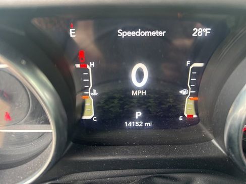 Used 2022 Jeep Gladiator Mojave w/ LED Lighting Group image 12