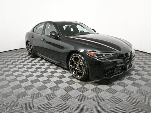New 2025 Alfa Romeo Giulia w/ Driving Assist Package image 4