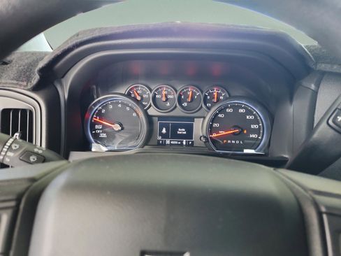 Used 2023 Chevrolet Silverado 1500 Custom Trail Boss AWD/4WD image 10