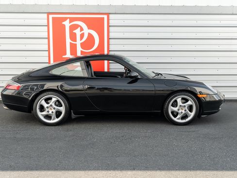 Used 2000 Porsche 911 Carrera RWD image 32