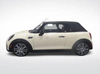 Used 2022 MINI Cooper S video 2