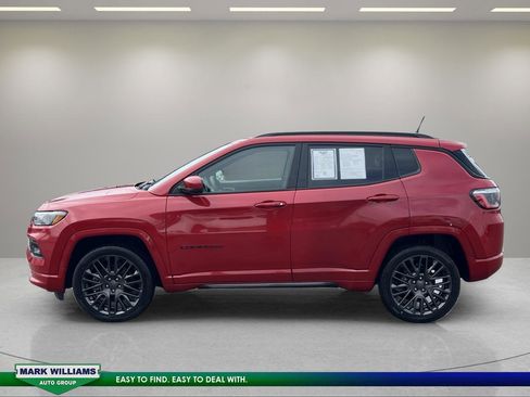 Used 2023 Jeep Compass Limited image 6