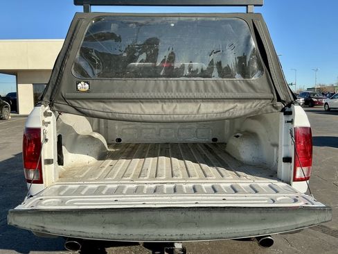 Used 2010 Dodge Ram 1500 Truck SLT image 17