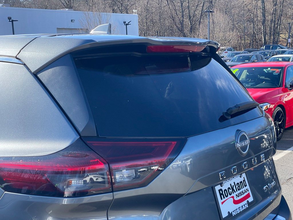 Certified 2023 Nissan Rogue SV AWD/4WD image 33
