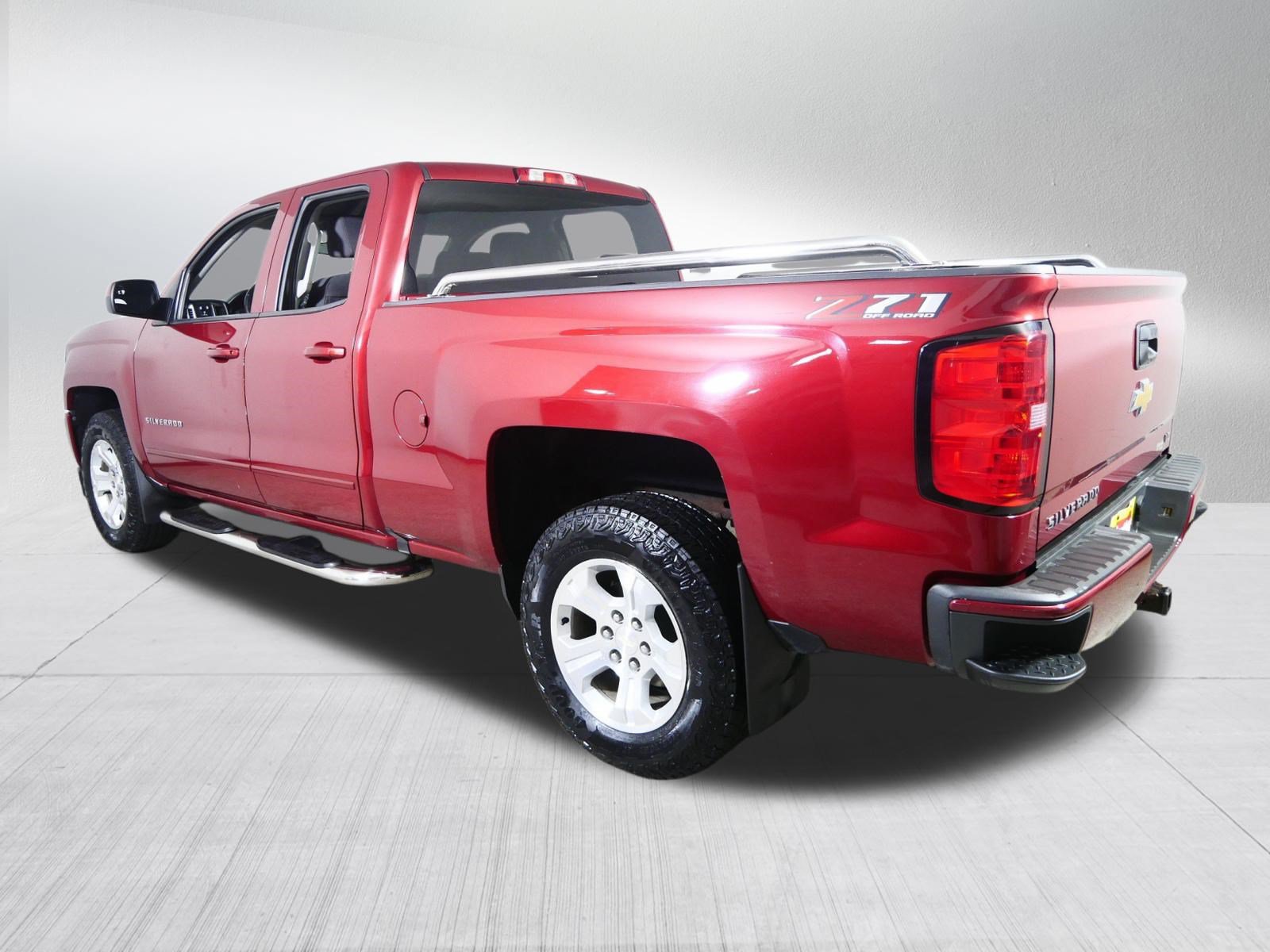 Used 2019 Chevrolet Silverado 1500 LT w/ All Star Edition AWD/4WD image 5