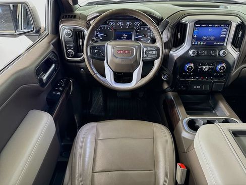 Used 2020 GMC Sierra 1500 SLT RWD image 20