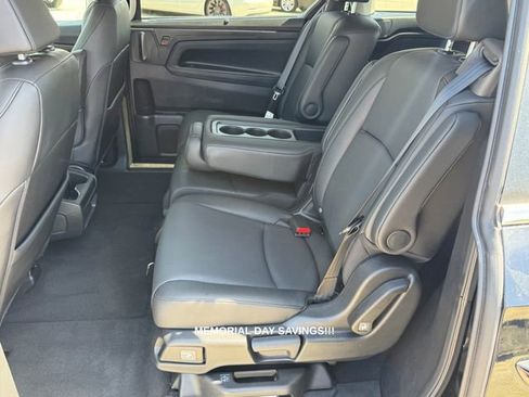 Certified 2025 Honda Odyssey EX-L image 17