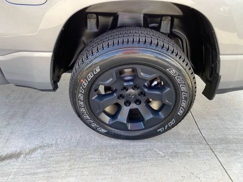 Used 2023 RAM 1500 Big Horn AWD/4WD image 13