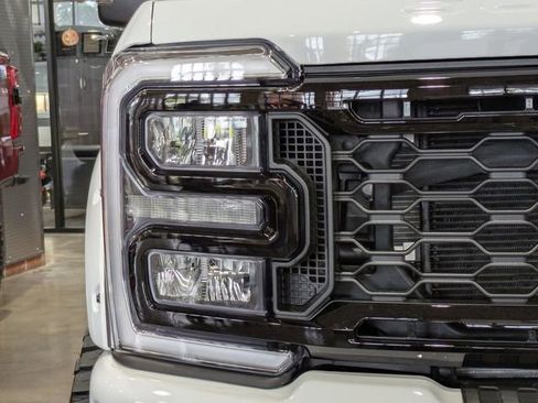 New 2026 Ford F250 Lariat w/ Black Appearance Package image 8