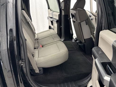 Used 2016 Ford F150 XLT w/ XTR Package image 35