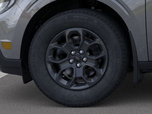 New 2025 Ford Maverick XLT w/ XLT Luxury Package FWD image 44