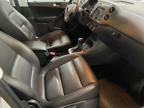 Used 2017 Volkswagen Tiguan S AWD/4WD image 30