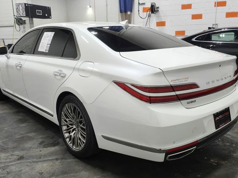 Used 2021 Genesis G90 3.3T Premium image 18