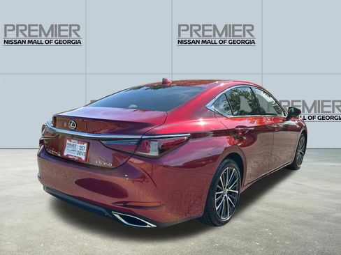 Used 2025 Lexus ES 350 w/ Premium Package FWD image 5