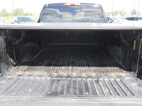 Used 2018 GMC Sierra 1500 SLE w/ SLE Value Package AWD/4WD image 10