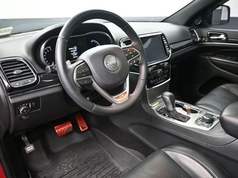 Used 2019 Jeep Grand Cherokee Trailhawk w/ Trailhawk Luxury Group AWD/4WD image 13