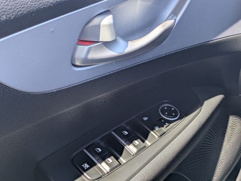 Certified 2024 Kia Forte LXS FWD image 26