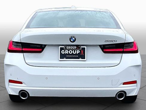 Certified 2025 BMW 330i Sedan RWD image 5