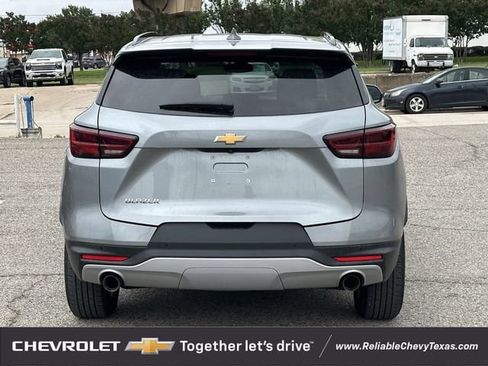 Used 2024 Chevrolet Blazer LT w/ Convenience Package FWD image 4