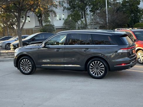 Used 2020 Lincoln Aviator Reserve w/ Equipment Group 201A image 3