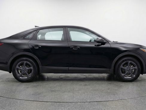 Used 2025 Kia K4 FWD image 11
