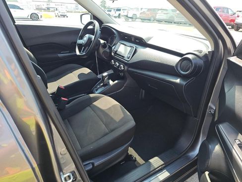 Used 2024 Nissan Kicks S FWD image 14