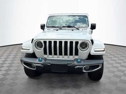 Used 2023 Jeep Wrangler Unlimited Sahara w/ Cold Weather Group AWD/4WD image 2