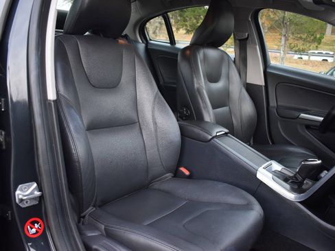 Used 2015 Volvo S60 T5 Premier Plus image 16