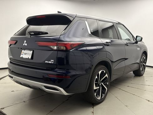 Used 2024 Mitsubishi Outlander SE AWD/4WD image 5