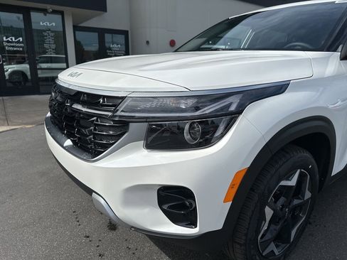 Used 2026 Kia Seltos S image 10