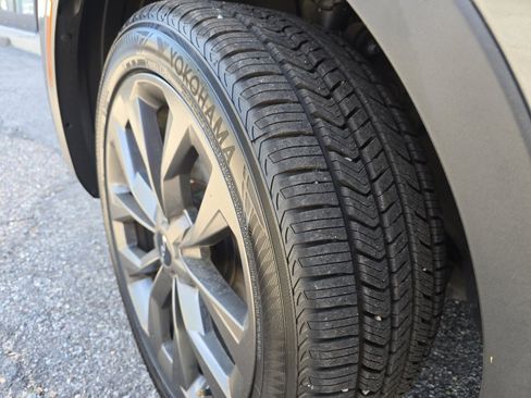 Used 2022 Kia Sorento X-Line EX image 39