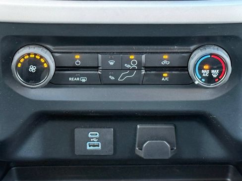 Used 2023 Ford F150 XLT AWD/4WD image 24