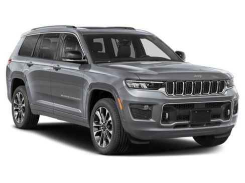 Certified 2023 Jeep Grand Cherokee L Overland w/ Rear Seat Video Group I AWD/4WD image 6