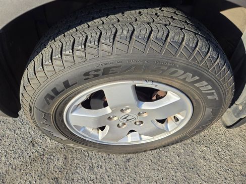 Used 2004 Honda Element EX image 23