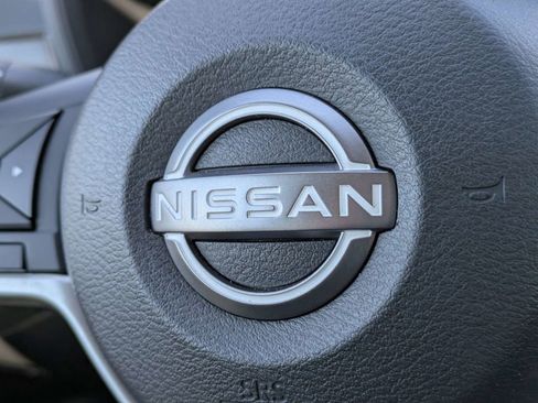Used 2023 Nissan Altima 2.5 SV FWD image 31
