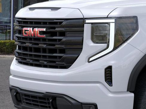 New 2026 GMC Sierra 1500 Elevation image 13