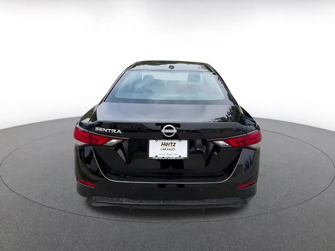 Used 2025 Nissan Sentra SV FWD image 12