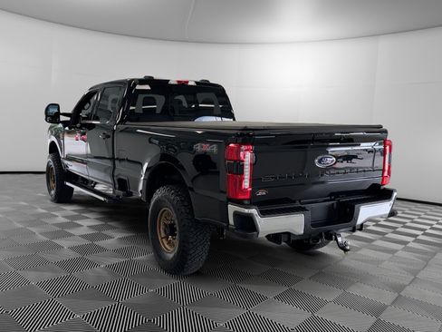 Used 2024 Ford F350 Lariat AWD/4WD image 6