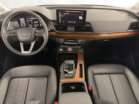 Used 2023 Audi Q5 2.0T Premium Plus w/ Premium Plus Package AWD/4WD image 19